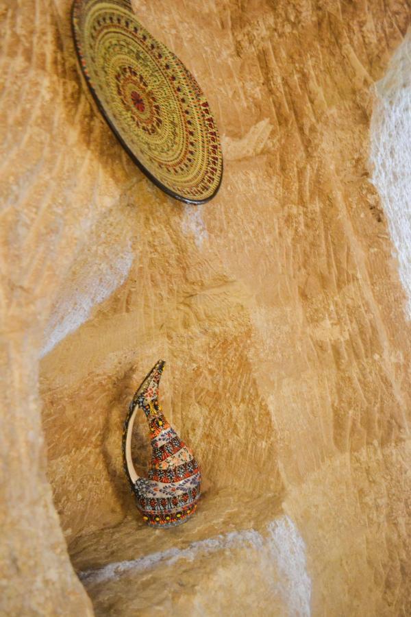 Emily Cave House Bed & Breakfast Goreme Exterior foto