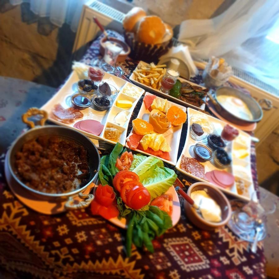 Emily Cave House Bed & Breakfast Goreme Exterior foto