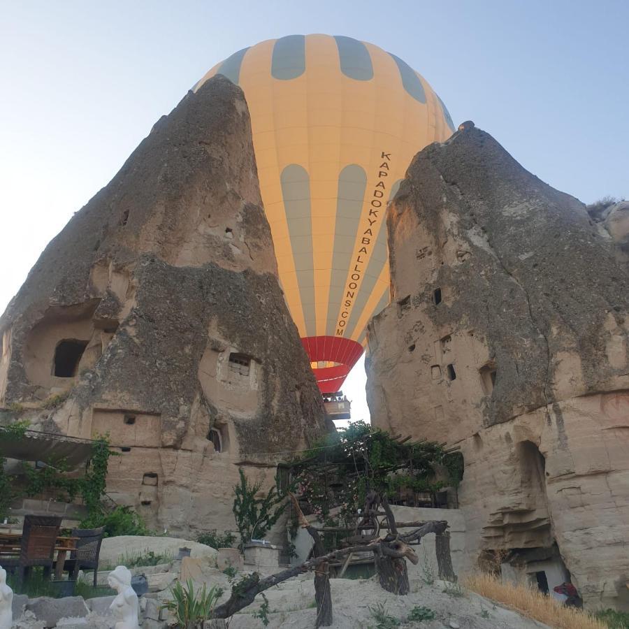 Emily Cave House Bed & Breakfast Goreme Exterior foto